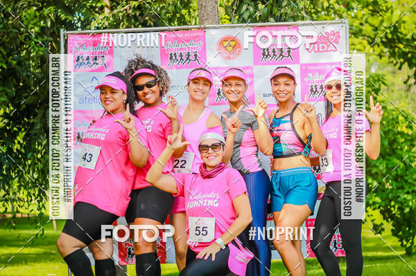 Buy your photos of the eventTreino Luluzinhas Running - Especial de Natal on Fotop