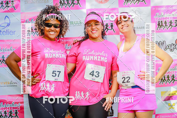 Buy your photos of the eventTreino Luluzinhas Running - Especial de Natal on Fotop