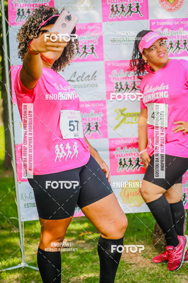 Buy your photos of the eventTreino Luluzinhas Running - Especial de Natal on Fotop