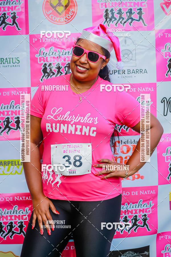 Buy your photos of the eventTreino Luluzinhas Running - Especial de Natal on Fotop