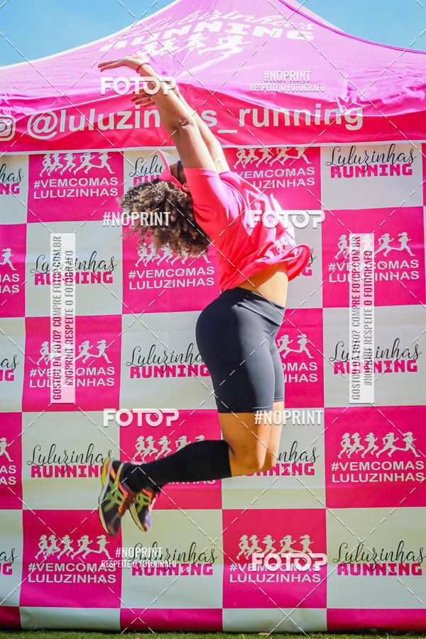 Buy your photos of the eventTreino Luluzinhas Running - Especial de Natal on Fotop