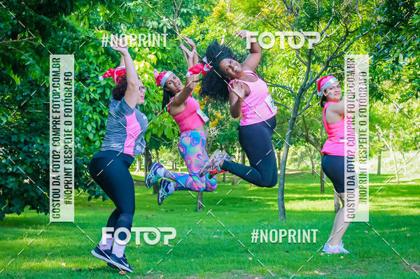 Buy your photos of the eventTreino Luluzinhas Running - Especial de Natal on Fotop