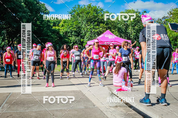 Buy your photos of the eventTreino Luluzinhas Running - Especial de Natal on Fotop
