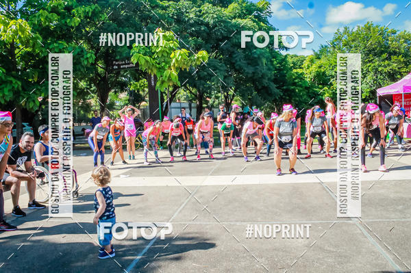 Buy your photos of the eventTreino Luluzinhas Running - Especial de Natal on Fotop
