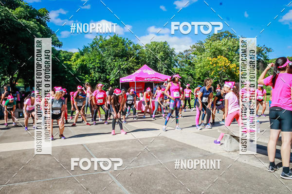 Buy your photos of the eventTreino Luluzinhas Running - Especial de Natal on Fotop