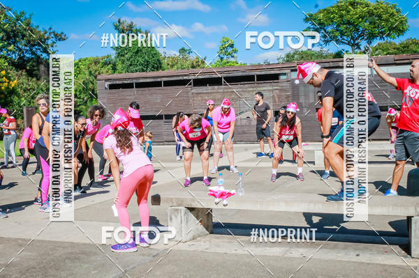 Buy your photos of the eventTreino Luluzinhas Running - Especial de Natal on Fotop