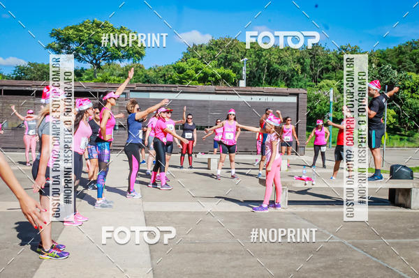 Buy your photos of the eventTreino Luluzinhas Running - Especial de Natal on Fotop