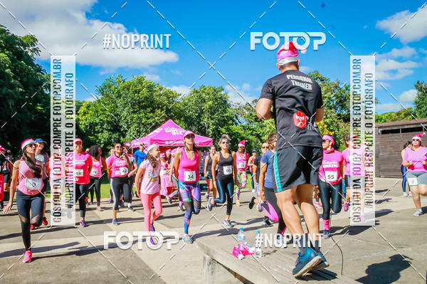 Buy your photos of the eventTreino Luluzinhas Running - Especial de Natal on Fotop