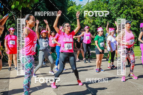 Buy your photos of the eventTreino Luluzinhas Running - Especial de Natal on Fotop