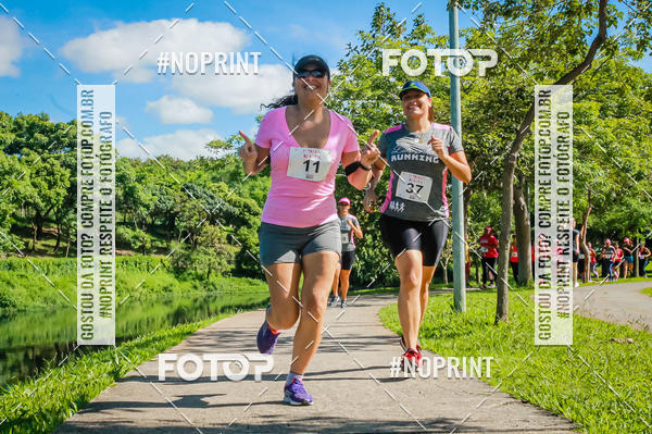 Buy your photos of the eventTreino Luluzinhas Running - Especial de Natal on Fotop