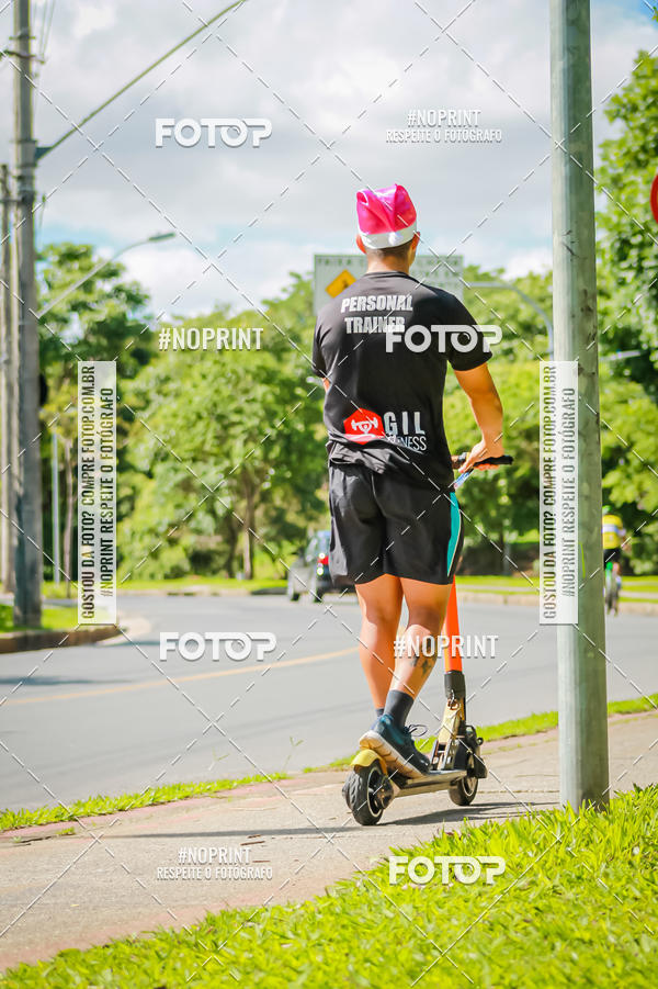 Buy your photos of the eventTreino Luluzinhas Running - Especial de Natal on Fotop