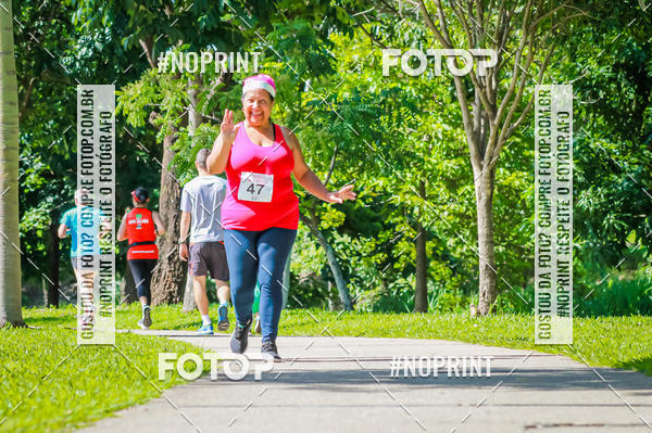 Buy your photos of the eventTreino Luluzinhas Running - Especial de Natal on Fotop