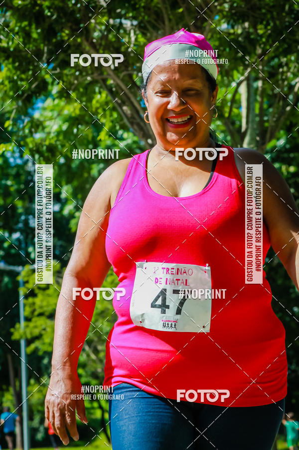 Buy your photos of the eventTreino Luluzinhas Running - Especial de Natal on Fotop