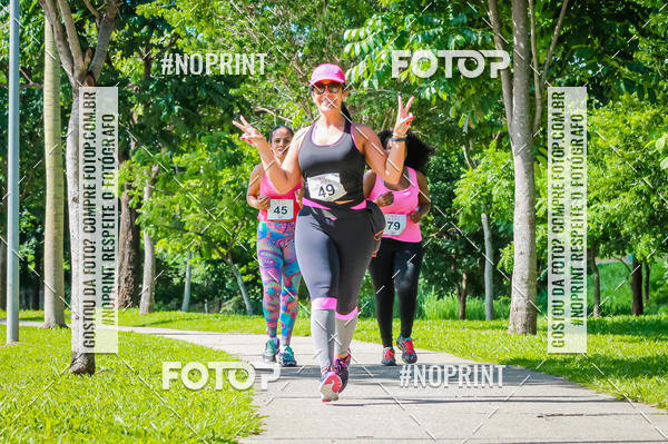 Buy your photos of the eventTreino Luluzinhas Running - Especial de Natal on Fotop