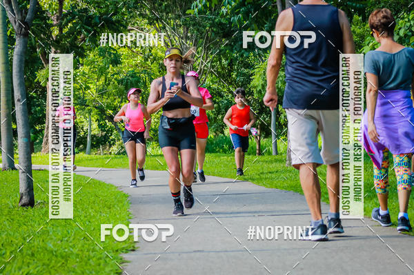 Buy your photos of the eventTreino Luluzinhas Running - Especial de Natal on Fotop