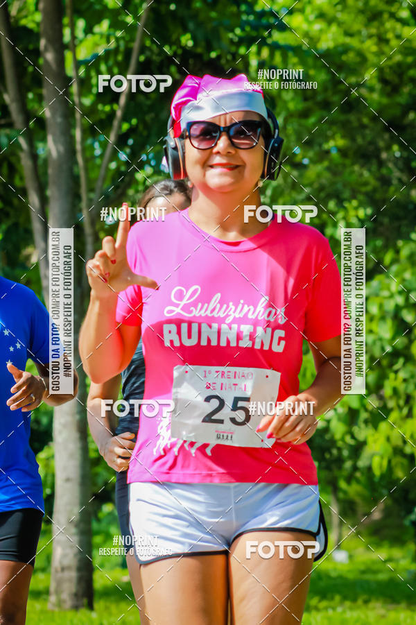 Buy your photos of the eventTreino Luluzinhas Running - Especial de Natal on Fotop