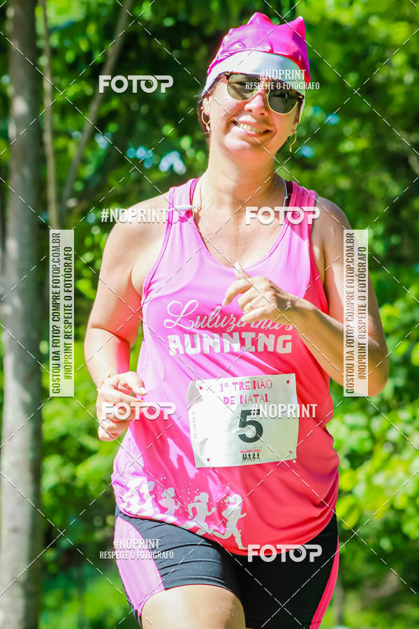 Buy your photos of the eventTreino Luluzinhas Running - Especial de Natal on Fotop