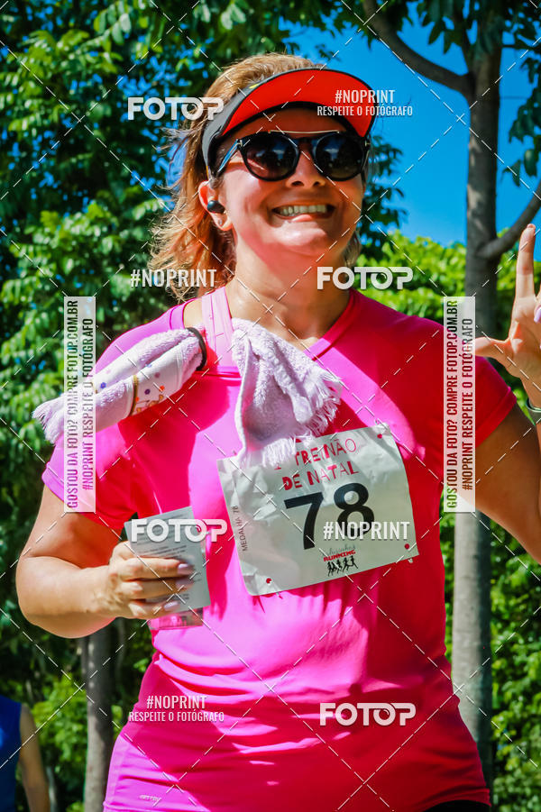 Buy your photos of the eventTreino Luluzinhas Running - Especial de Natal on Fotop
