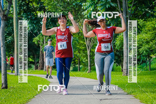 Buy your photos of the eventTreino Luluzinhas Running - Especial de Natal on Fotop