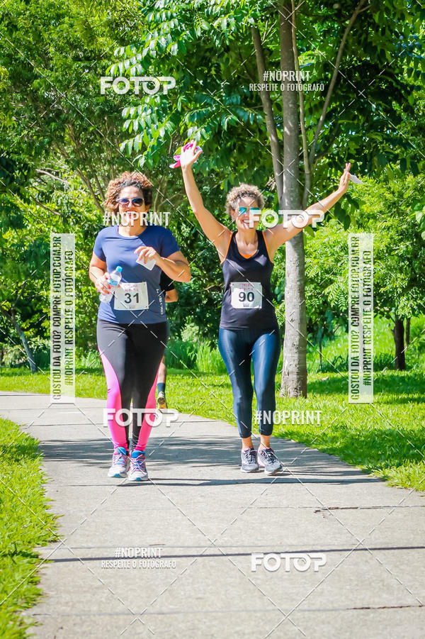 Buy your photos of the eventTreino Luluzinhas Running - Especial de Natal on Fotop