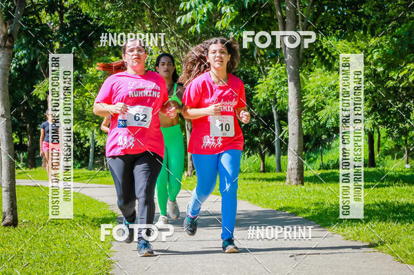 Buy your photos of the eventTreino Luluzinhas Running - Especial de Natal on Fotop