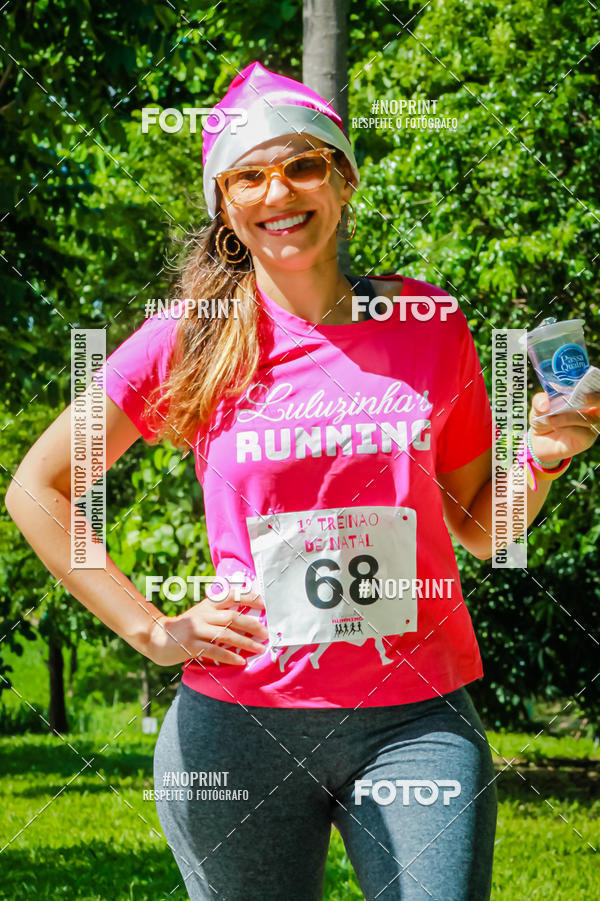 Buy your photos of the eventTreino Luluzinhas Running - Especial de Natal on Fotop