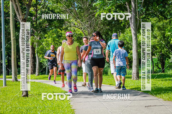 Buy your photos of the eventTreino Luluzinhas Running - Especial de Natal on Fotop