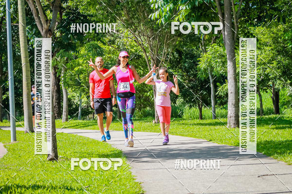 Buy your photos of the eventTreino Luluzinhas Running - Especial de Natal on Fotop