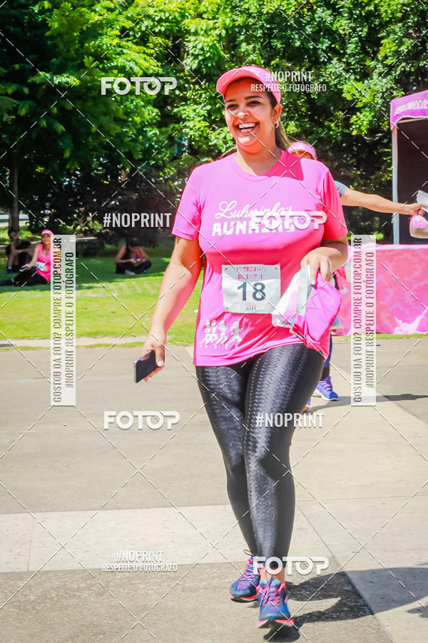Buy your photos of the eventTreino Luluzinhas Running - Especial de Natal on Fotop