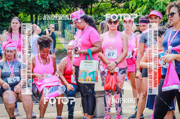 Buy your photos of the eventTreino Luluzinhas Running - Especial de Natal on Fotop