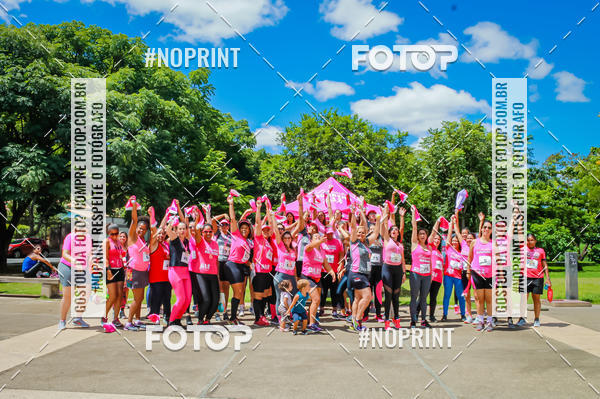 Buy your photos of the eventTreino Luluzinhas Running - Especial de Natal on Fotop