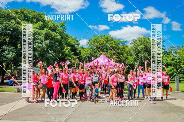 Buy your photos of the eventTreino Luluzinhas Running - Especial de Natal on Fotop