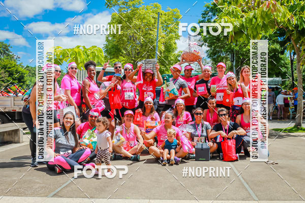 Buy your photos of the eventTreino Luluzinhas Running - Especial de Natal on Fotop