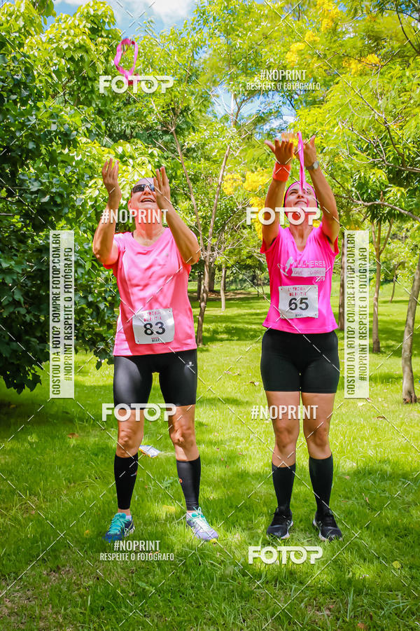 Buy your photos of the eventTreino Luluzinhas Running - Especial de Natal on Fotop