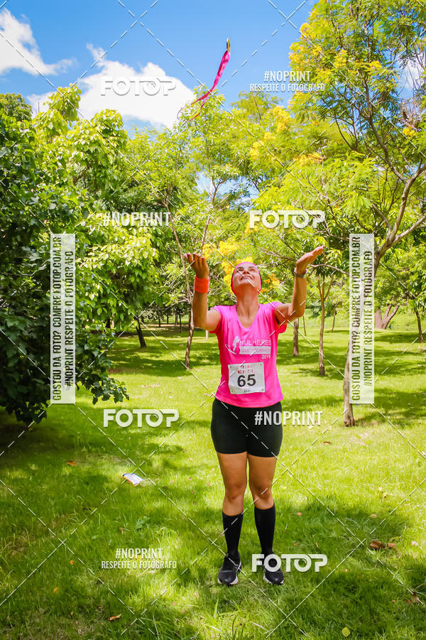 Buy your photos of the eventTreino Luluzinhas Running - Especial de Natal on Fotop