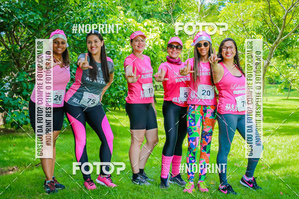 Buy your photos of the eventTreino Luluzinhas Running - Especial de Natal on Fotop