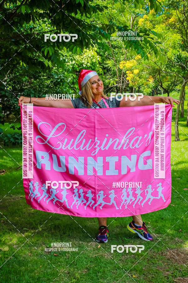 Buy your photos of the eventTreino Luluzinhas Running - Especial de Natal on Fotop