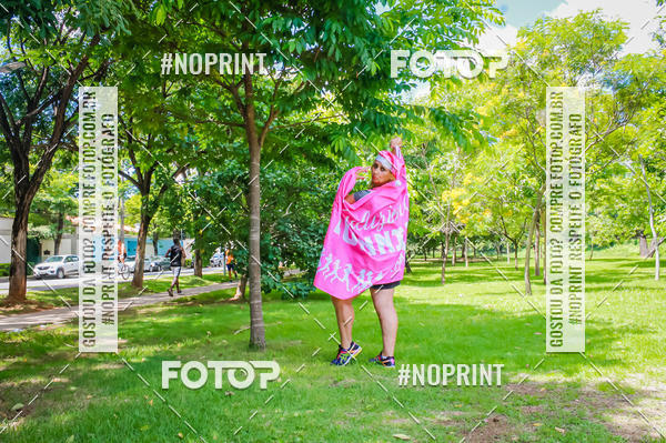 Buy your photos of the eventTreino Luluzinhas Running - Especial de Natal on Fotop
