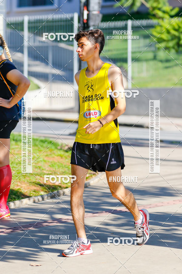 Buy your photos of the eventVolta Internacional da Contorno - Casa do Corredor on Fotop