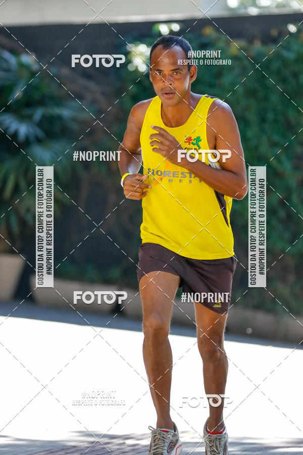 Buy your photos of the eventVolta Internacional da Contorno - Casa do Corredor on Fotop