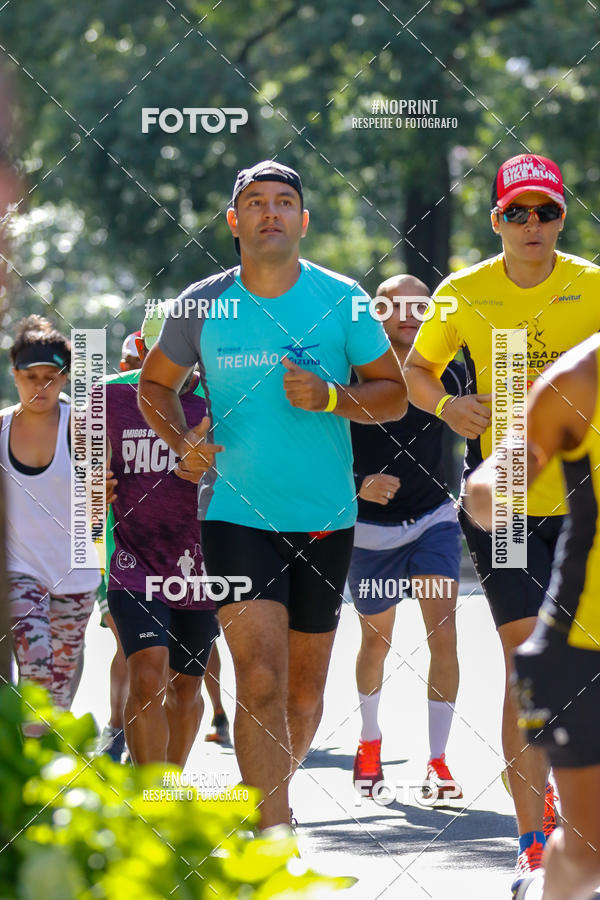 Buy your photos of the eventVolta Internacional da Contorno - Casa do Corredor on Fotop