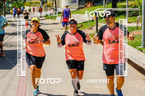 Buy your photos of the eventVolta Internacional da Contorno - Casa do Corredor on Fotop