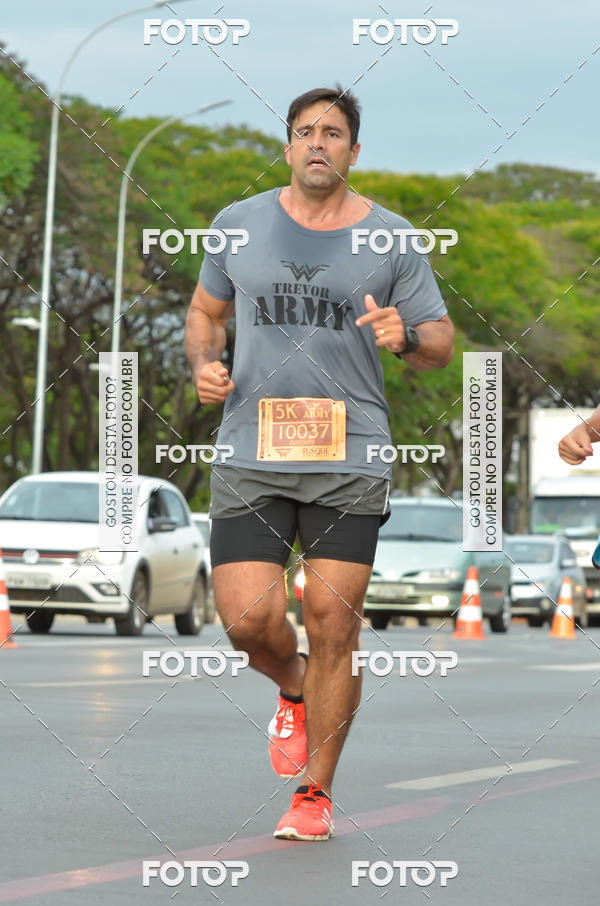 Buy your photos of the eventCorrida Mulher-Maravilha - Bras�lia on Fotop