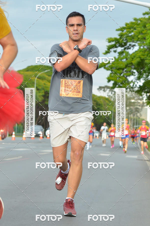 Buy your photos of the eventCorrida Mulher-Maravilha - Bras�lia on Fotop
