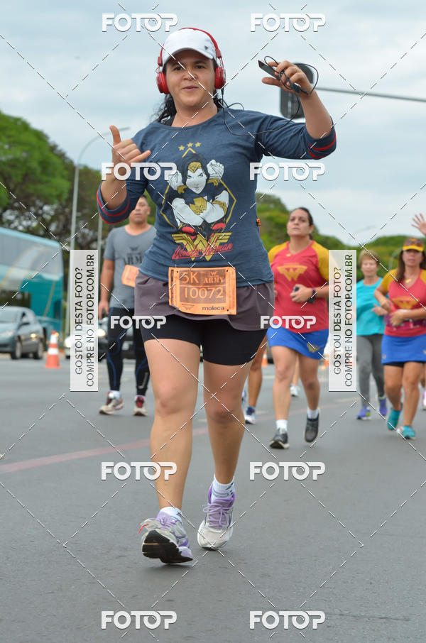 Buy your photos of the eventCorrida Mulher-Maravilha - Bras�lia on Fotop