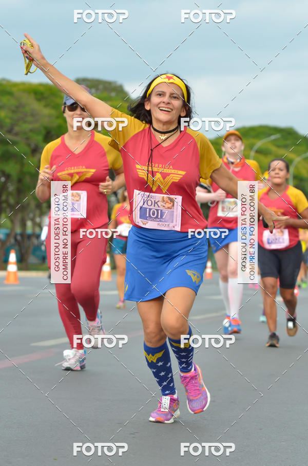 Buy your photos of the eventCorrida Mulher-Maravilha - Bras�lia on Fotop
