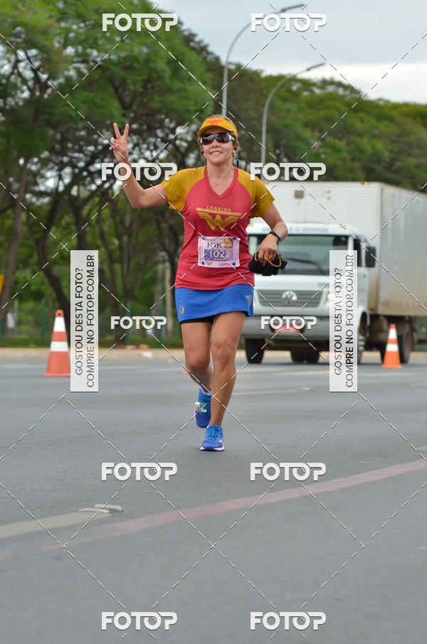 Buy your photos of the eventCorrida Mulher-Maravilha - Bras�lia on Fotop