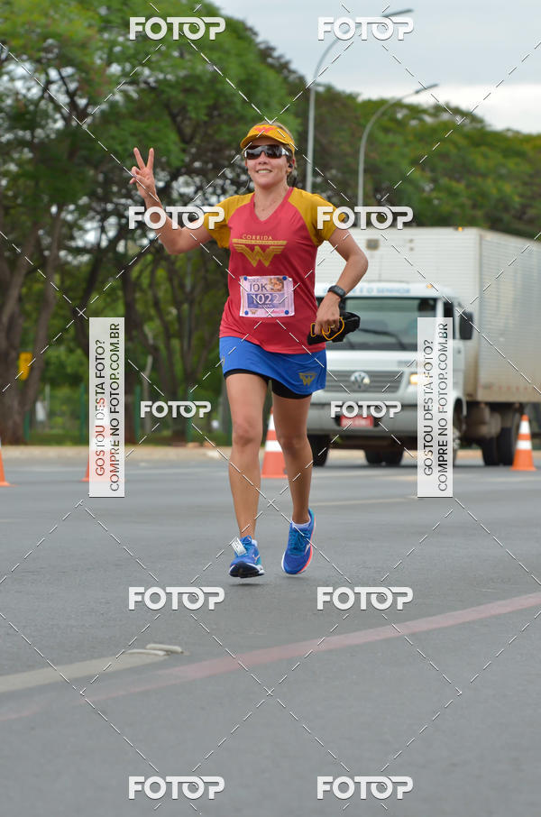 Buy your photos of the eventCorrida Mulher-Maravilha - Bras�lia on Fotop