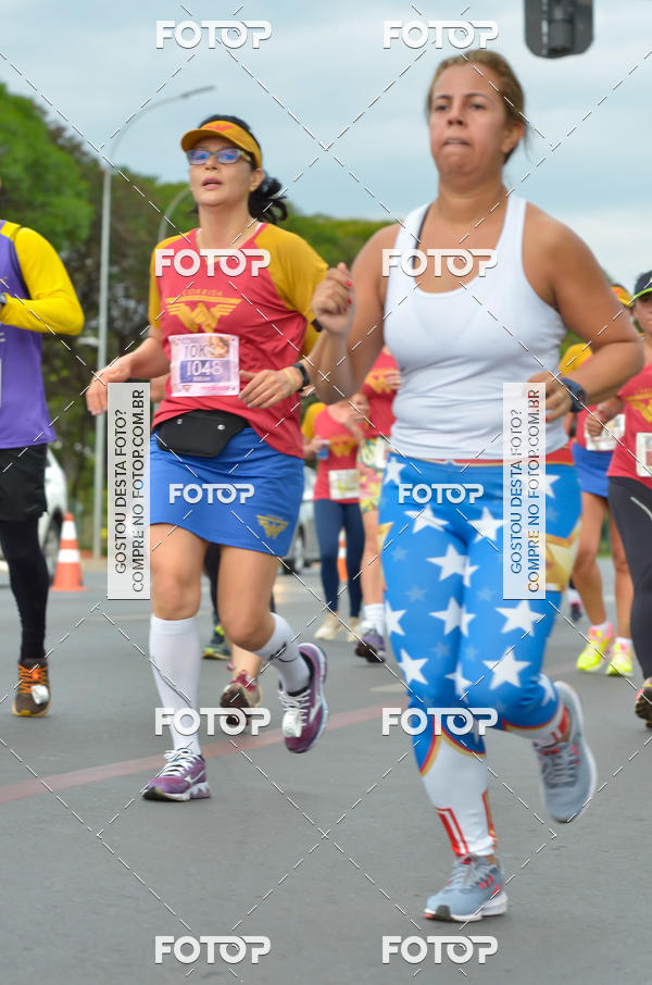 Buy your photos of the eventCorrida Mulher-Maravilha - Bras�lia on Fotop