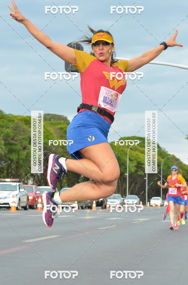 Buy your photos of the eventCorrida Mulher-Maravilha - Bras�lia on Fotop